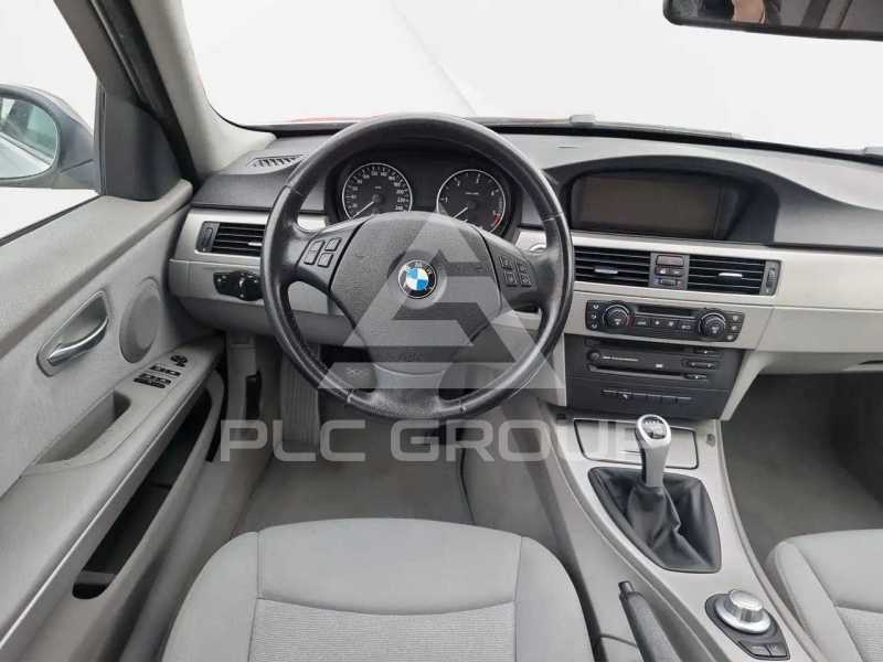 2005 BMW 330