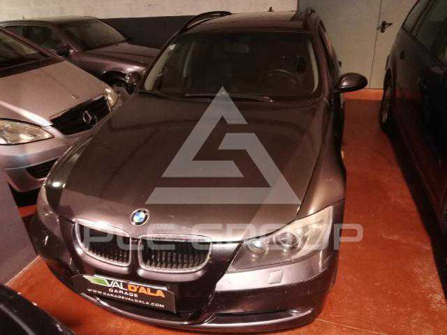 2005 BMW 330