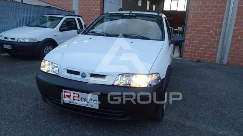 2005 Fiat Strada