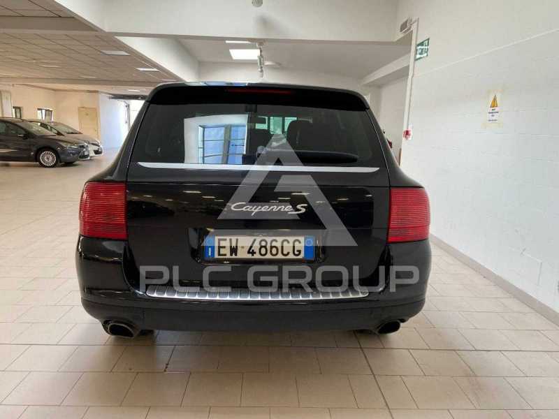 2005 Porsche Cayenne