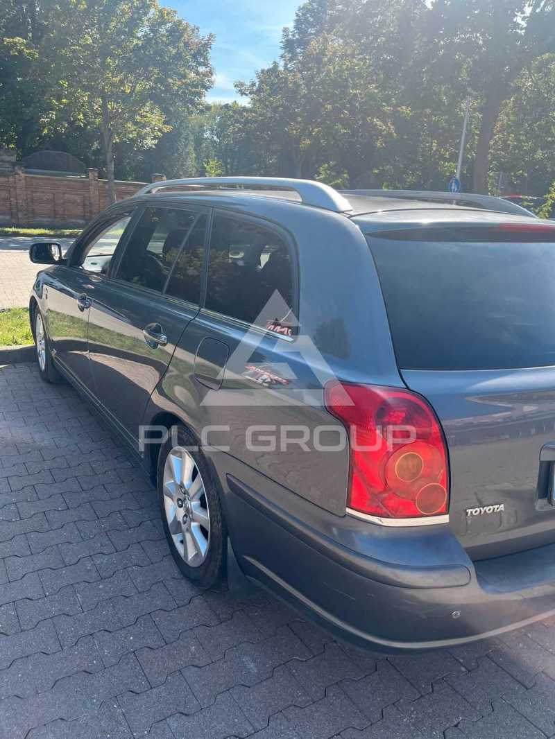 2005 Toyota Avensis