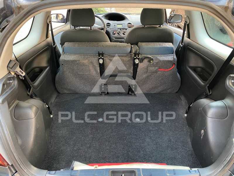 2005 Toyota YARIS