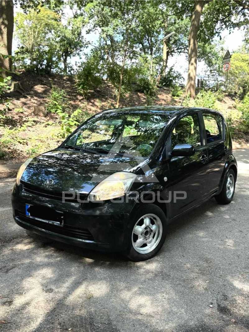 2005 Daihatsu Sirion