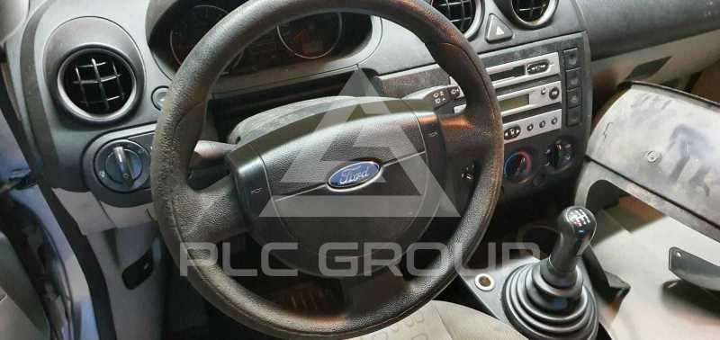 2005 Ford FIESTA
