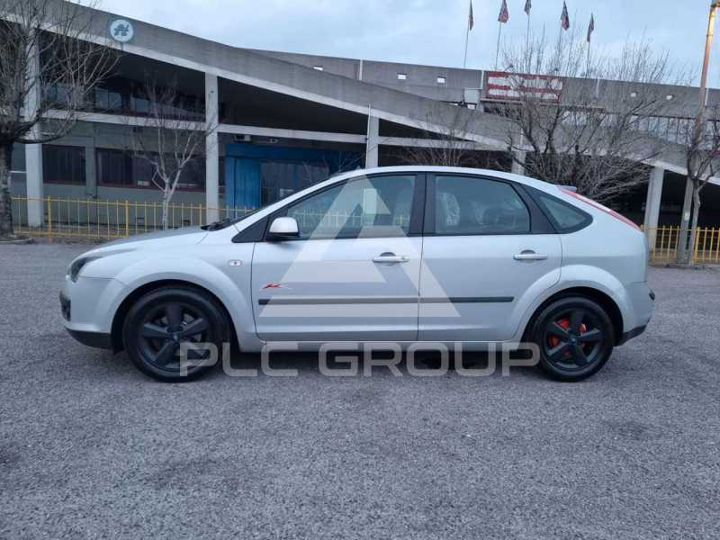2005 Ford FOCUS