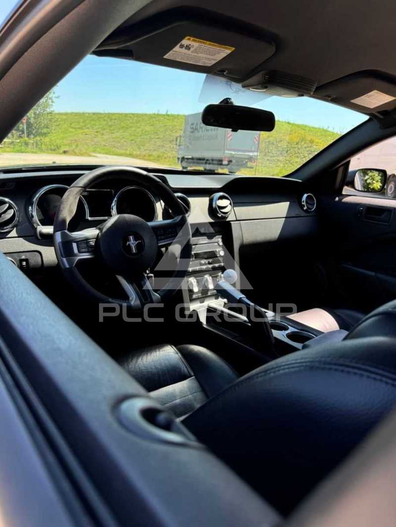 2005 Ford MUSTANG