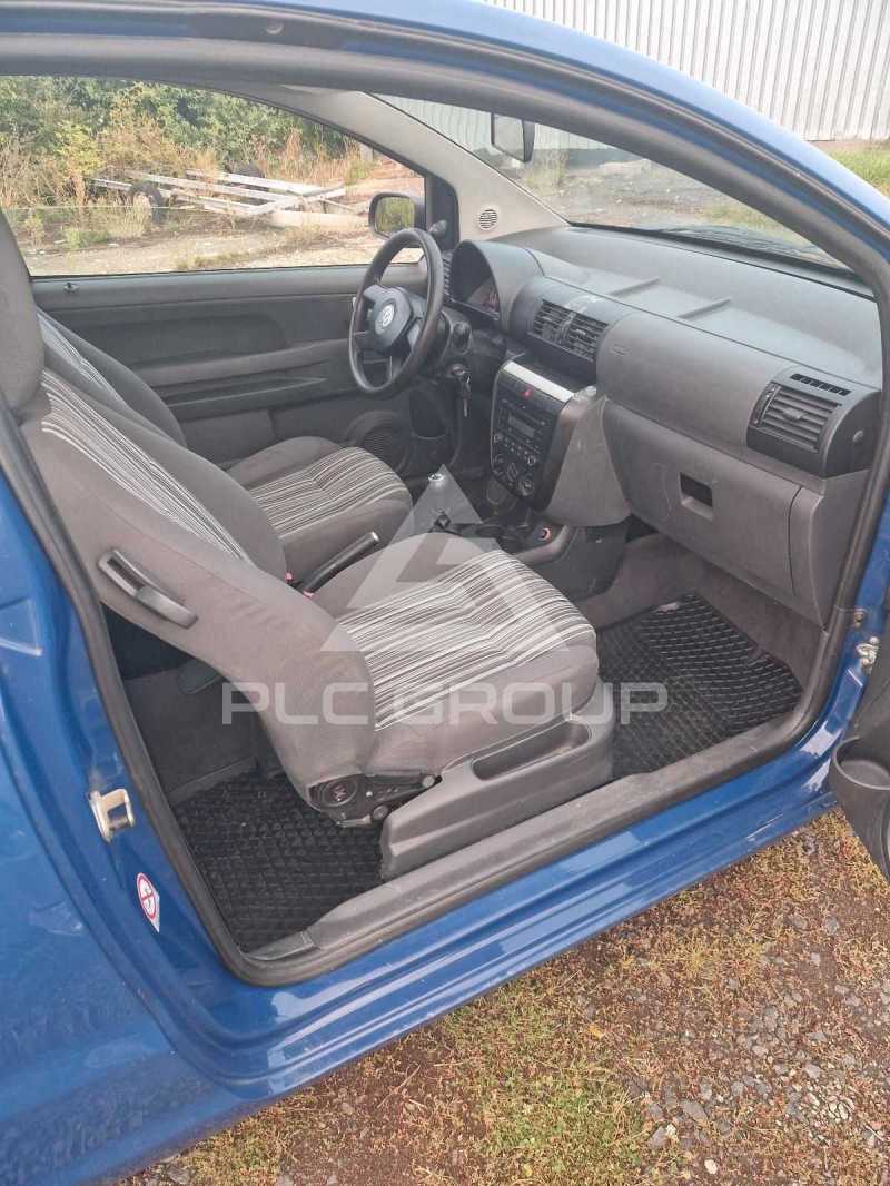 2005 Volkswagen FOX