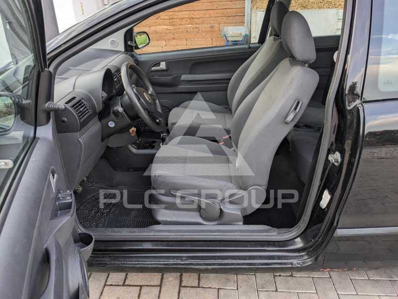 2005 Volkswagen FOX