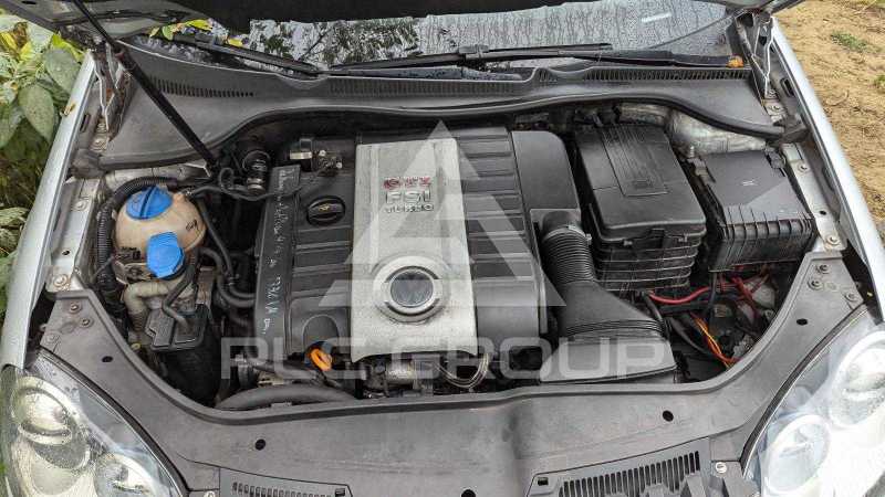 2005 Volkswagen GOLF