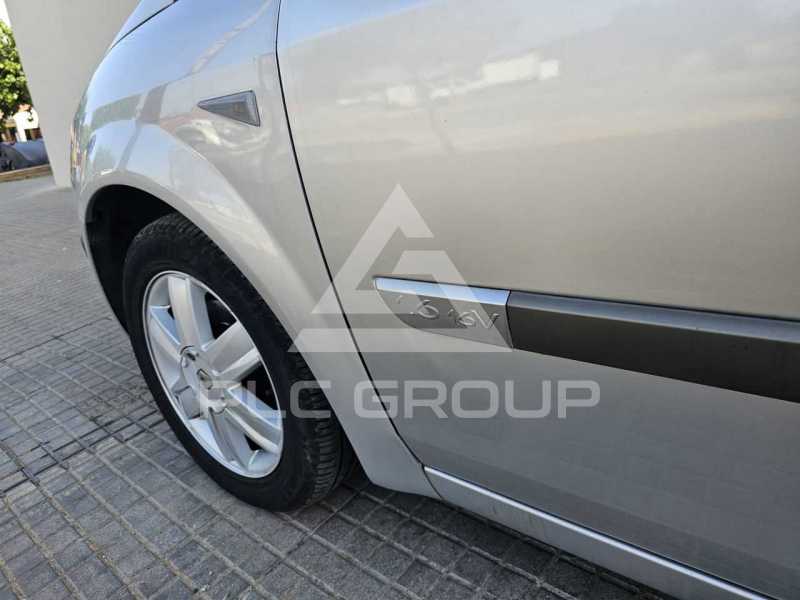 2005 Renault Scenic