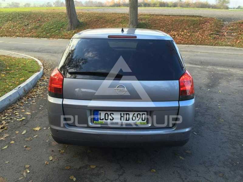 2005 Opel Signum