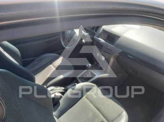 2005 Opel Astra