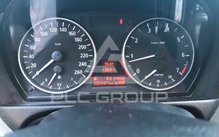 2006 BMW 330