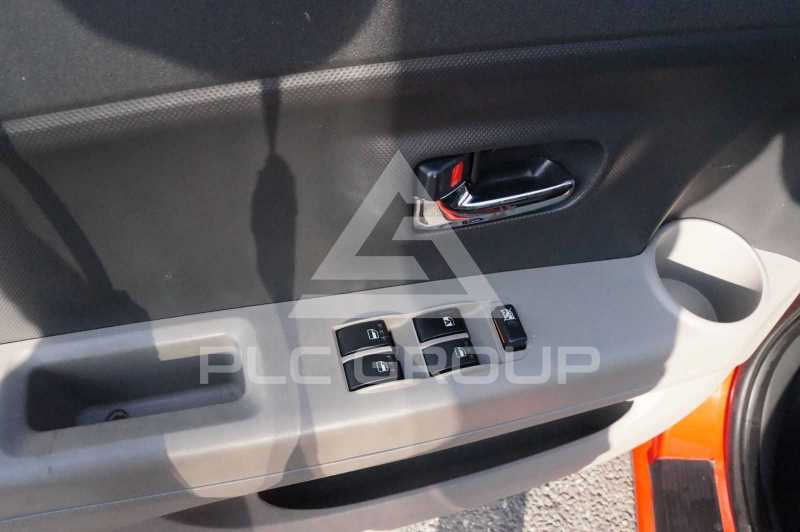 2006 Daihatsu Sirion