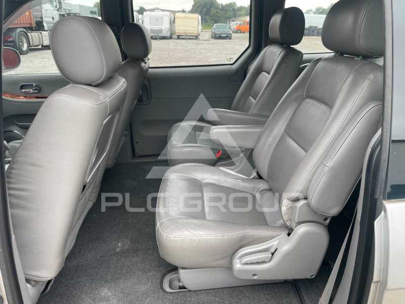 2006 KIA Carnival