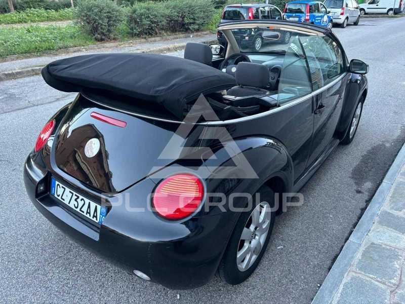 2006 Volkswagen BEETLE