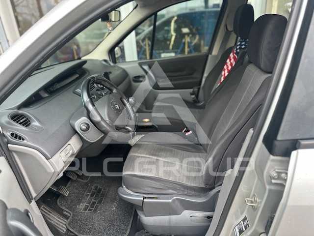 2006 Renault Scenic
