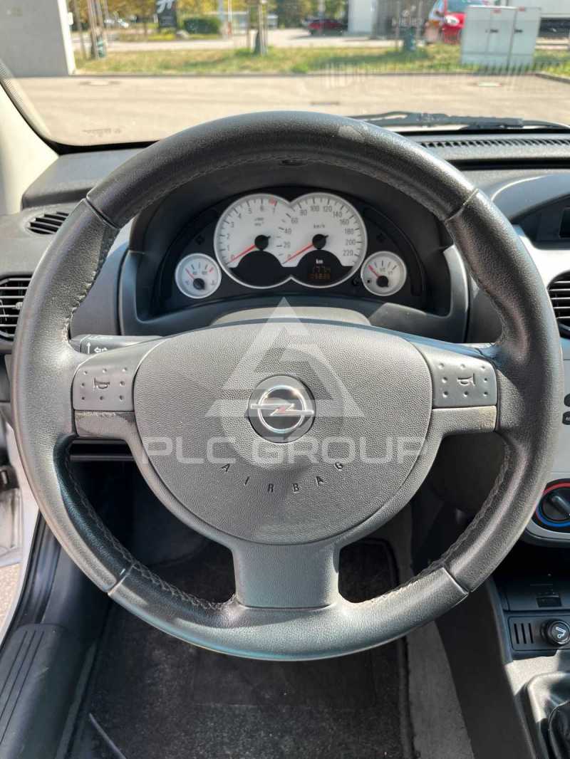 2006 Opel Corsa