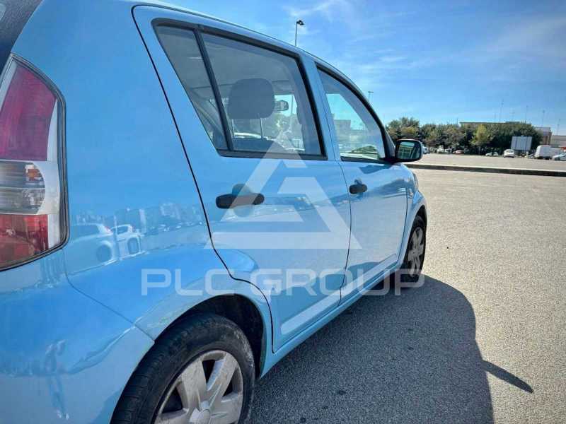 2007 Daihatsu Sirion