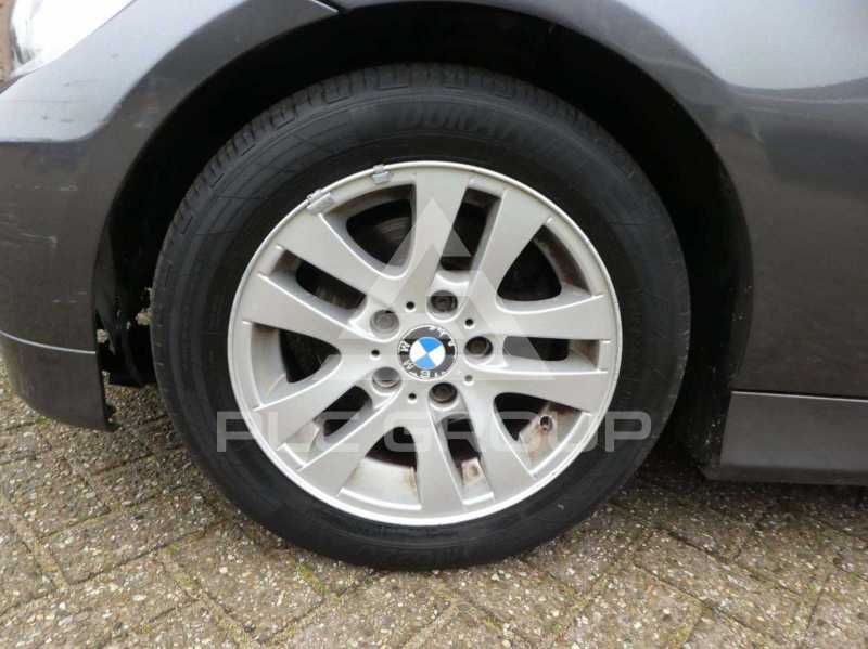 2008 BMW 330