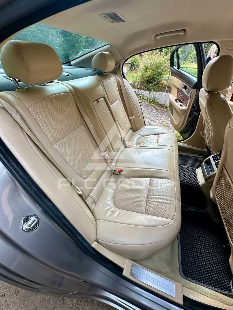 2009 Jaguar XF