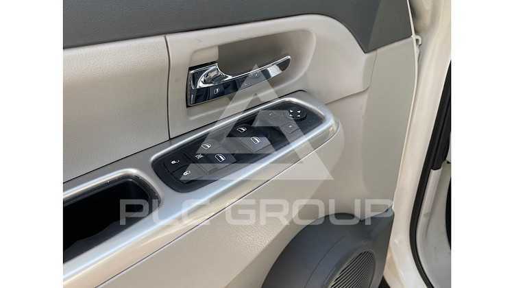 2009 Jeep CHEROKEE
