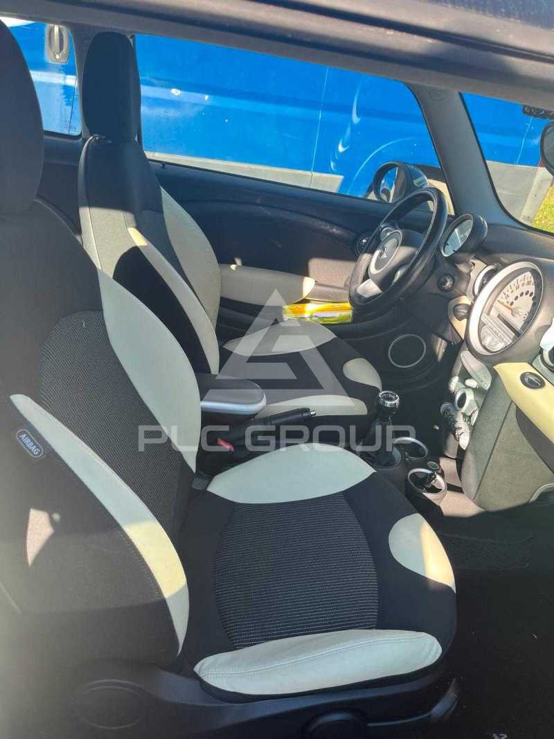 2009 Mini COOPER