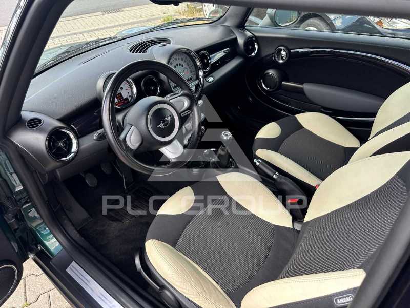 2009 Mini COOPER