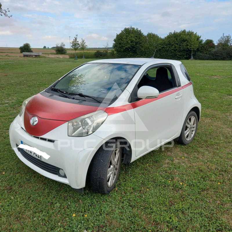 2009 Toyota IQ