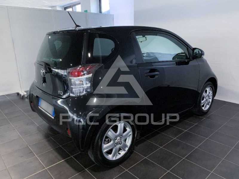 2009 Toyota IQ