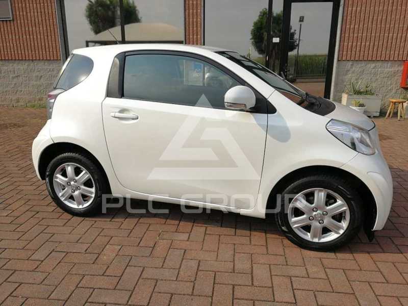 2009 Toyota IQ