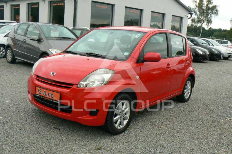 2009 Daihatsu Sirion
