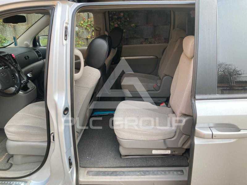 2009 KIA Carnival