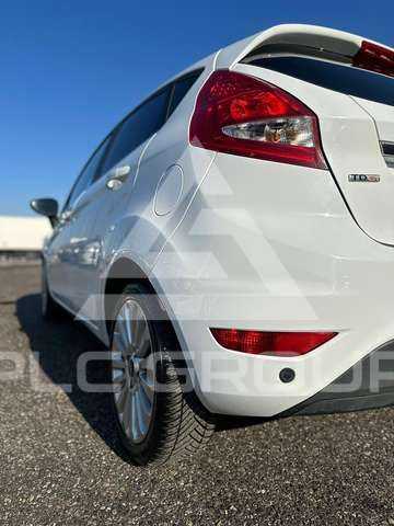 2009 Ford FIESTA