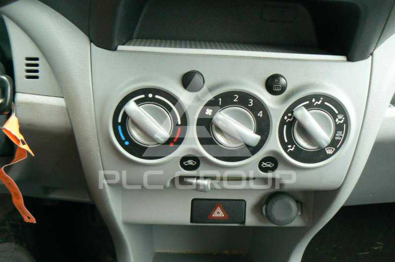 2010 Nissan Pixo