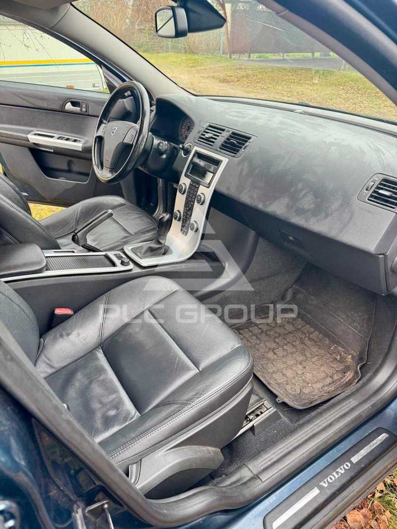 2010 Volvo V50