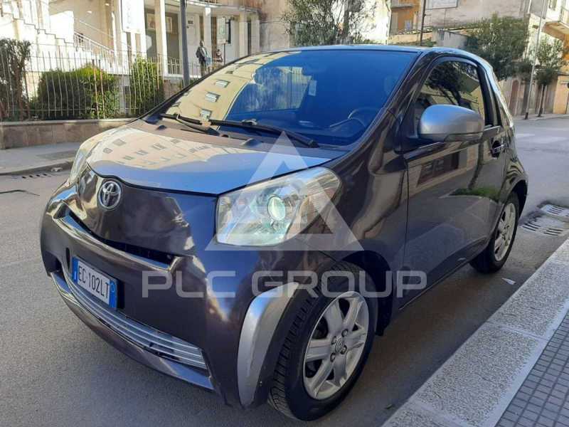 2010 Toyota IQ