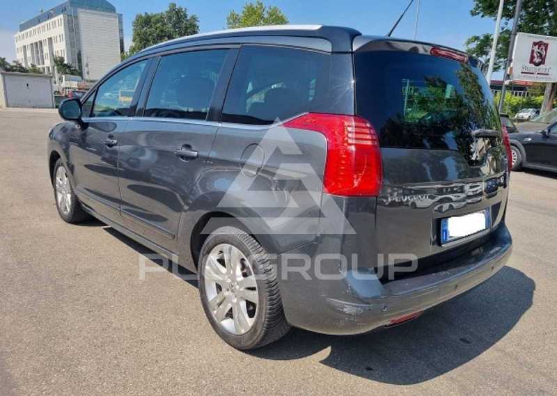 2025 Peugeot 5008