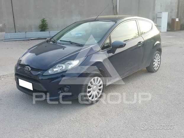 2010 Ford FIESTA