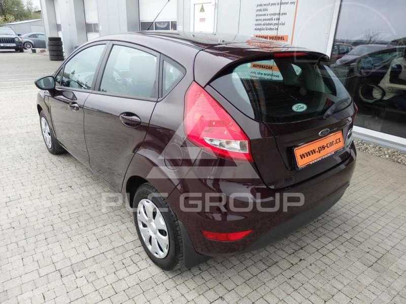 2010 Ford FIESTA