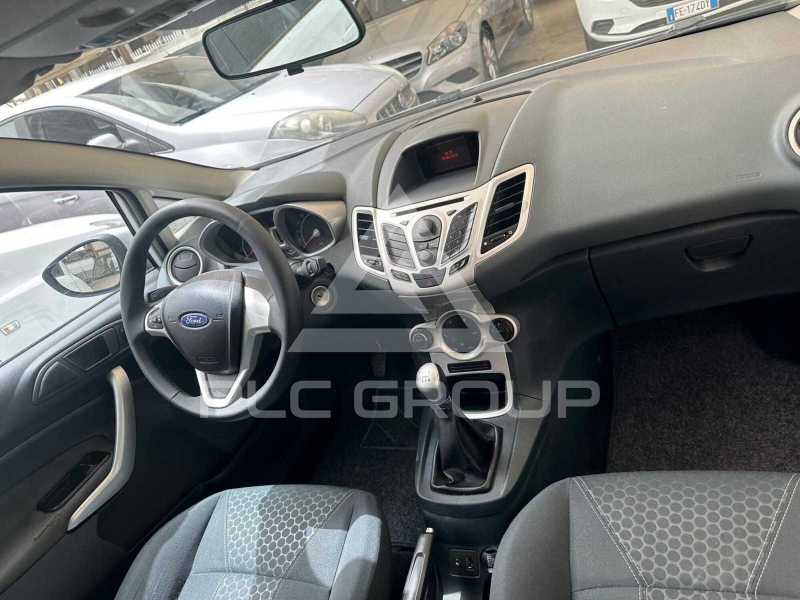 2010 Ford FIESTA