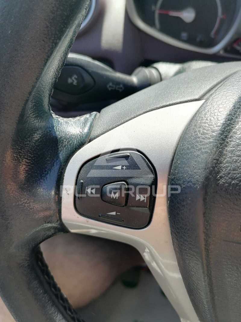 2010 Ford FIESTA