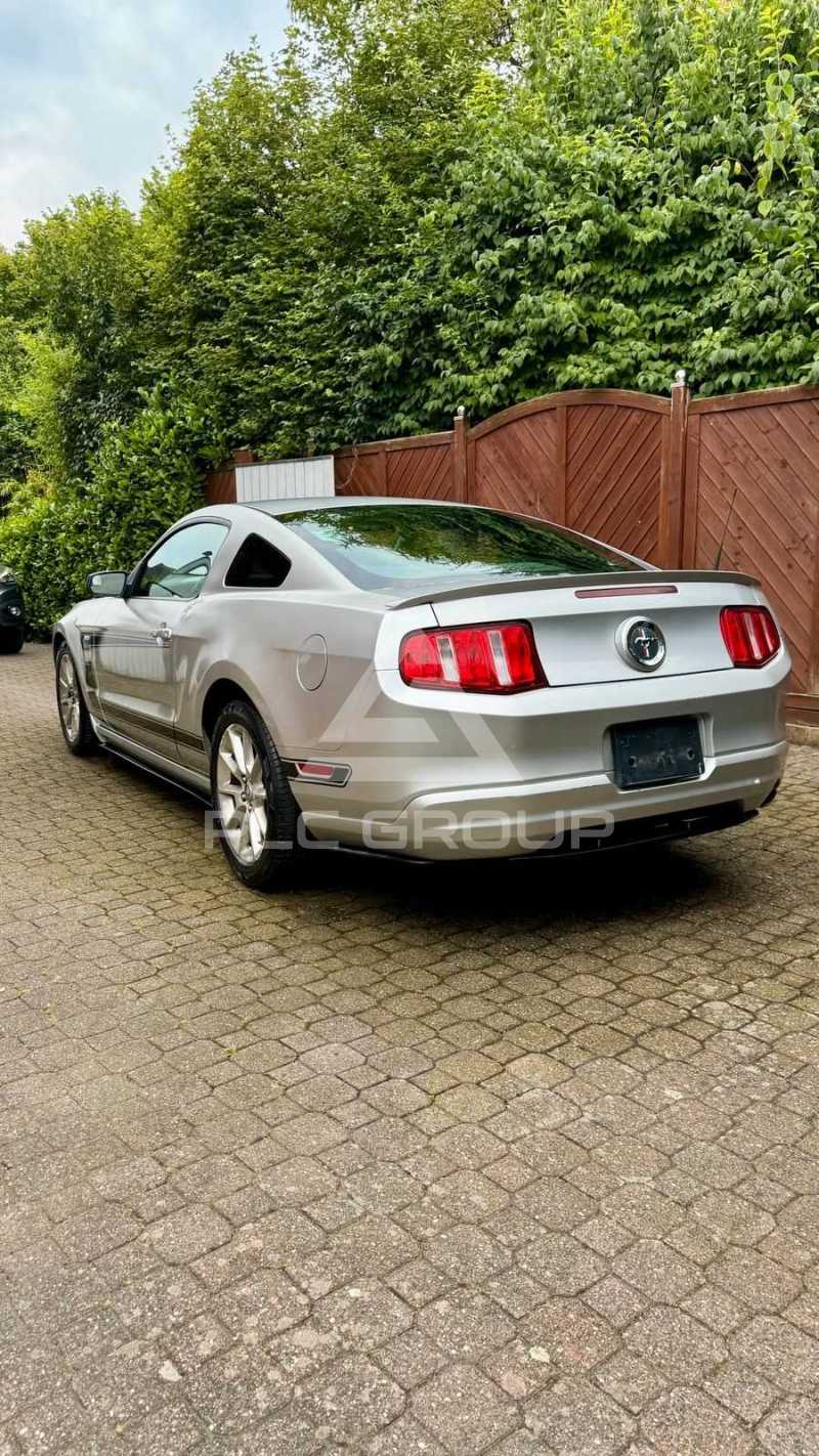 2010 Ford MUSTANG