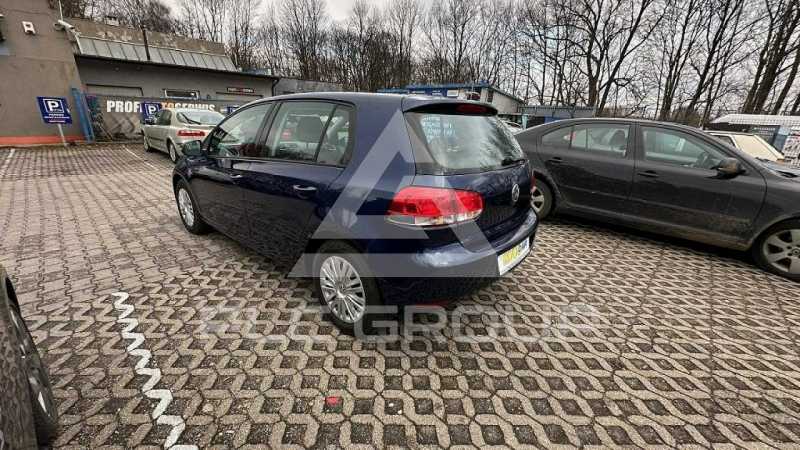 2010 Volkswagen GOLF