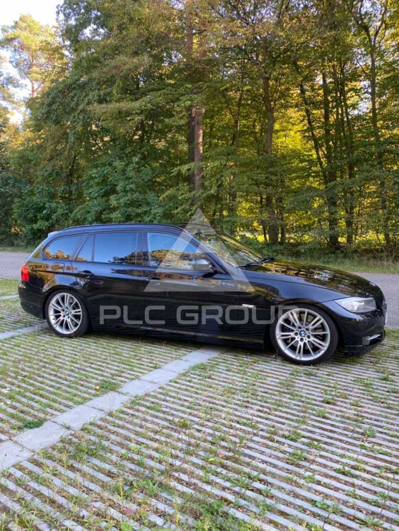 2011 BMW 330
