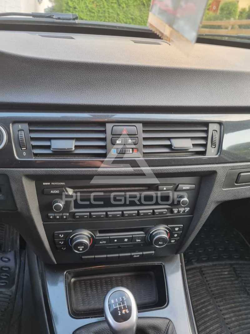 2011 BMW 330