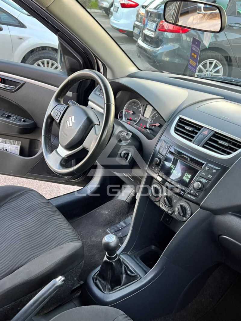 2011 Suzuki SWIFT