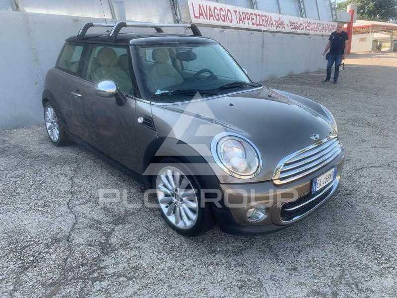 2011 Mini COOPER