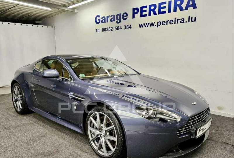 2011 Aston Martin V8