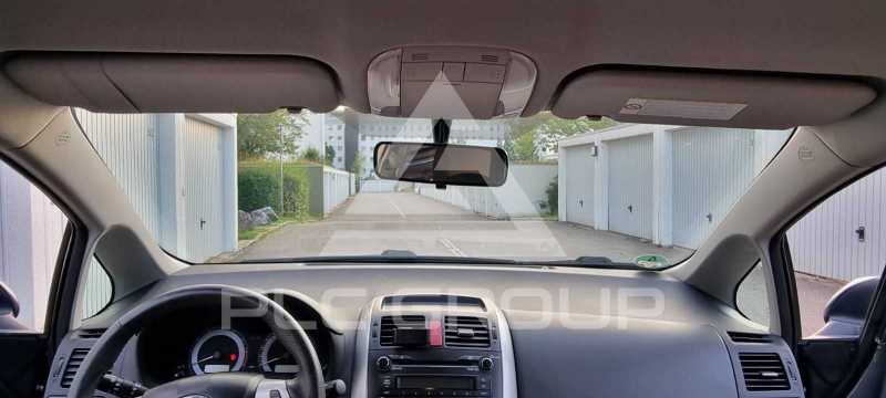 2011 Toyota AURIS